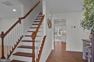 110 E Partridge Ln in Cherry Hill Township, NJ - Building Photo - Building Photo