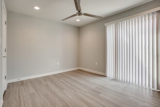 3328 Cedarplaza Ln in Dallas, TX - Foto de edificio - Building Photo