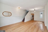 2629 E Madison St photo'