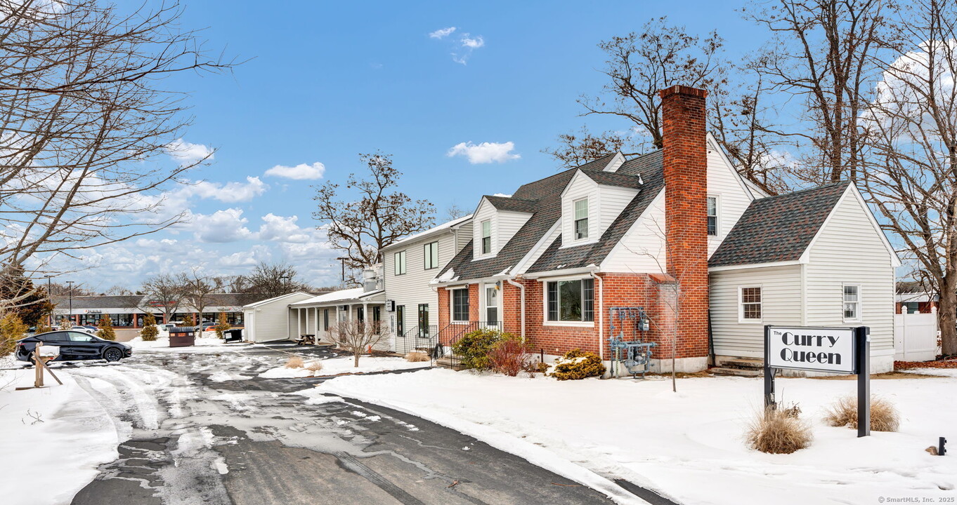 93 Elm St-Unit -1st Floor in Old Saybrook, CT - Building Photo