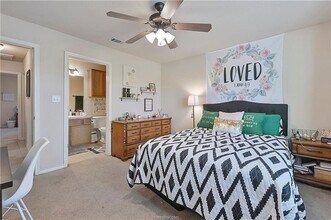 Available Aug 2026!! Great 3/3 Close to Ev in College Station, TX - Building Photo - Building Photo