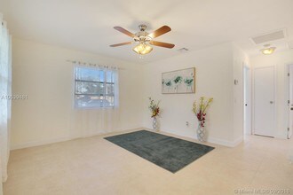 1130 N F St-Unit -A in Lake Worth, FL - Building Photo - Building Photo