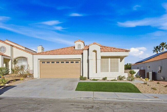 8216 Dolphin Bay Ct in Las Vegas, NV - Building Photo - Building Photo