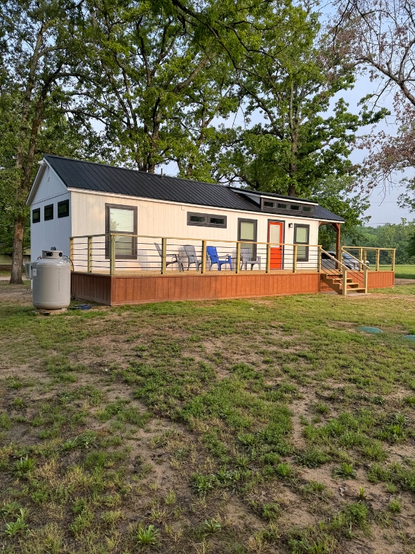 640 Carolyn St in Blossom, TX - Building Photo - Building Photo