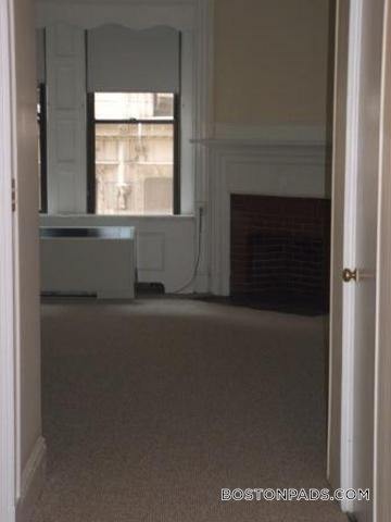 62 Boylston St