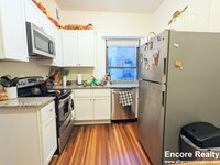 1459 Beacon St, Unit 31 in Brookline, MA - Building Photo - Building Photo