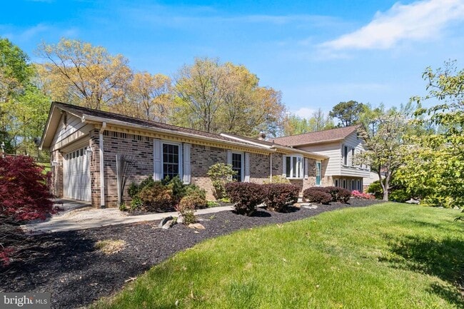 property at 509 Dogwood Ct