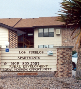 Los Pueblos Apartments in Socorro, NM - Foto de edificio