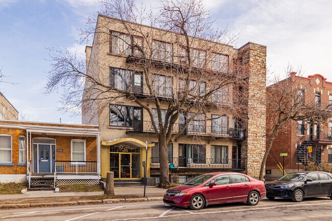 Apts St.Zotique in Montréal, QC - Building Photo - Building Photo