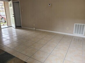 11830 Greenspark Ln in Houston, TX - Building Photo - Building Photo
