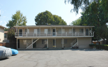 1896 Market St in Santa Clara, CA - Building Photo - Building Photo