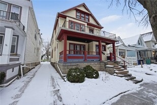 359 Parkdale Ave in Buffalo, NY - Building Photo