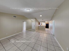 952 Delano Ct in Kissimmee, FL - Foto de edificio - Building Photo