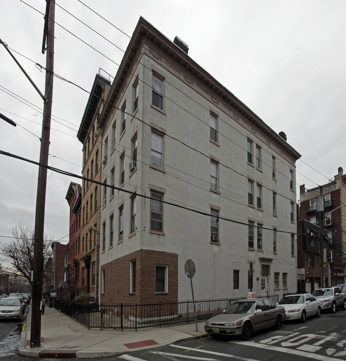 844 Park Ave in Hoboken, NJ - Foto de edificio