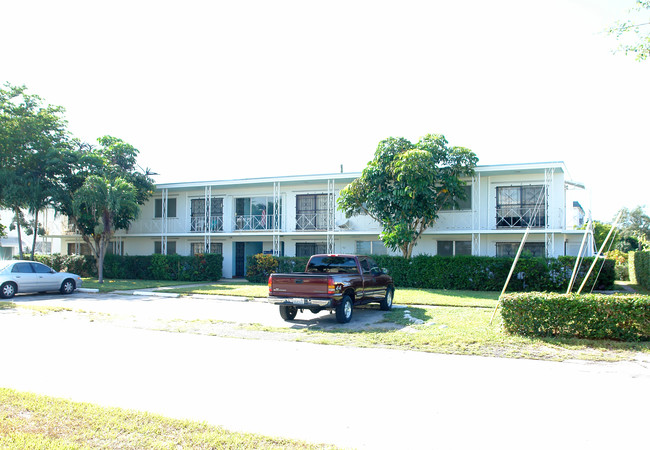 770 NE 91st St in Miami, FL - Foto de edificio - Building Photo