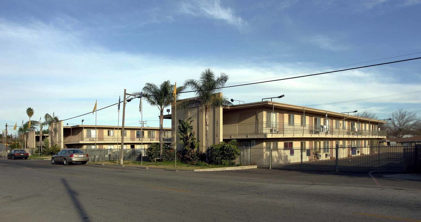 Avalon Studios in Jurupa Valley, CA - Building Photo