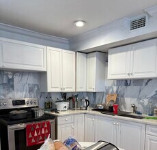 272 NE 42nd St in Pompano Beach, FL - Building Photo - Building Photo