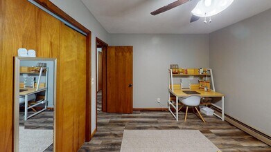 3052 15th St in Monroe, WI - Foto de edificio - Building Photo