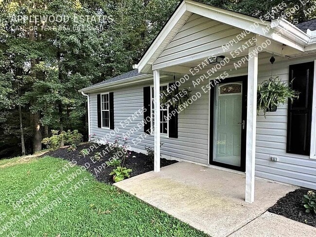 530 Todd Ct in Greer, SC - Building Photo - Building Photo