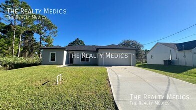 1063 Pappas Rd SE in Palm Bay, FL - Building Photo - Building Photo
