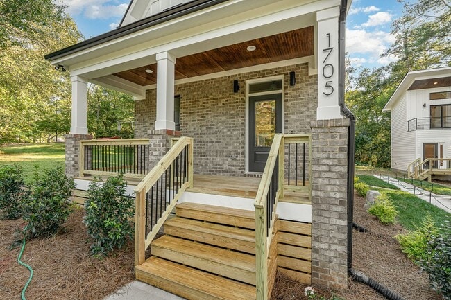 1705 High St in Durham, NC - Building Photo - Building Photo