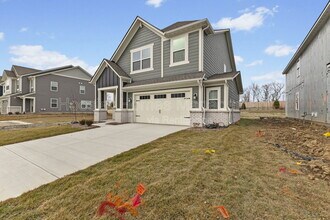 15274 Farrington Rd in Fishers, IN - Building Photo - Building Photo