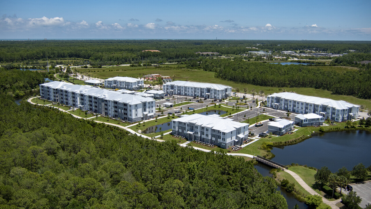 Central Landings Senior Living in Palm Coast, FL - Building Photo
