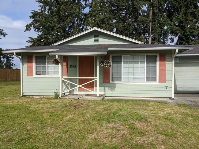 17416-17418 8th Ave Ct E