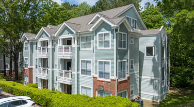 Cambridge Apartments in Raleigh, NC - Foto de edificio - Building Photo