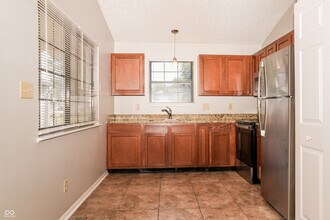 4002 Harmony Dr in Indianapolis, IN - Building Photo - Building Photo