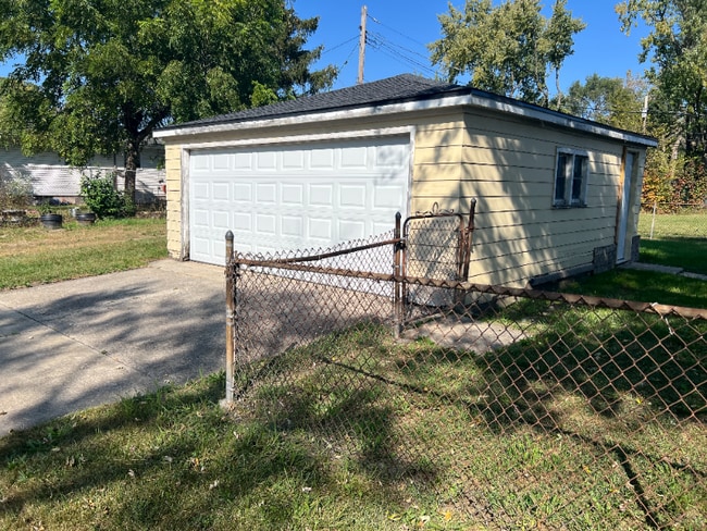 4686 Virginia St in Gary, IN - Building Photo - Building Photo