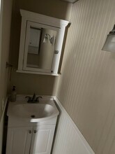 349 Naubuc Ave in Glastonbury, CT - Building Photo - Building Photo