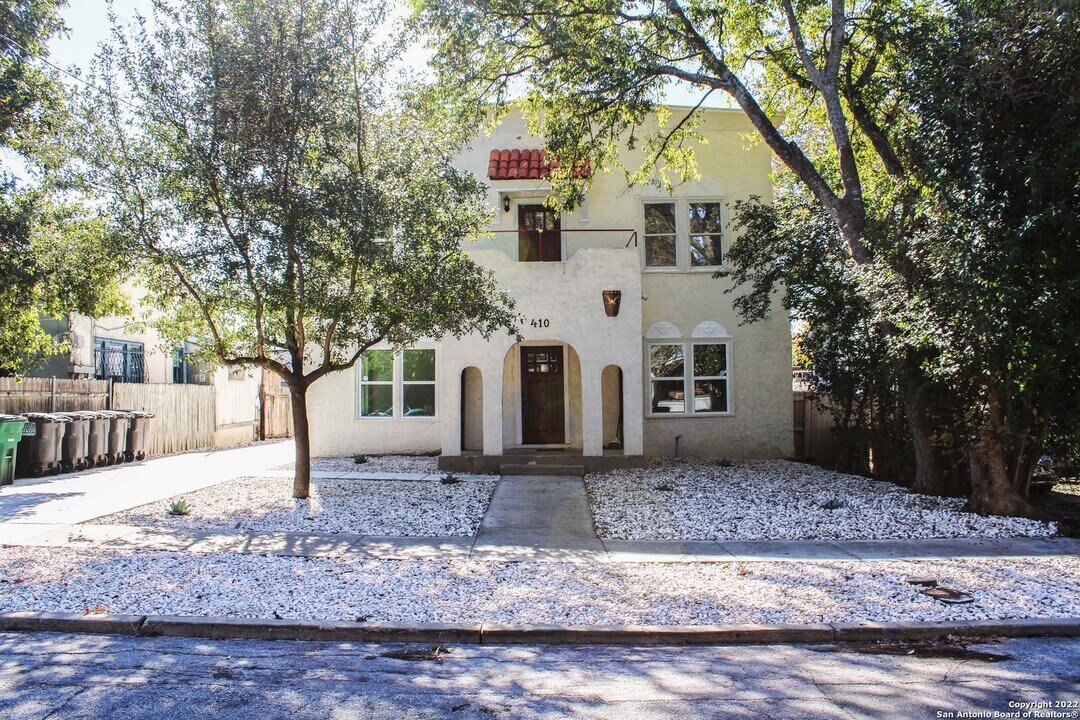 410 Fulton Ave in San Antonio, TX - Building Photo