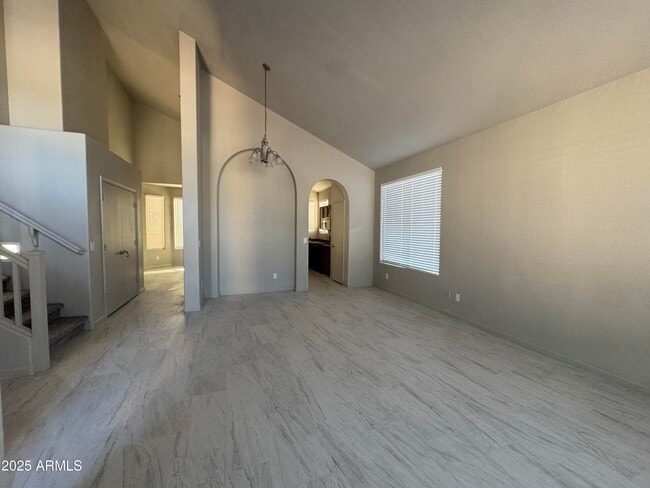 6827 W Citrus Way in Glendale, AZ - Building Photo - Building Photo