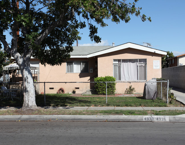 4933-4935 Live Oak St in Cudahy, CA - Building Photo - Building Photo