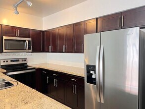 14820 Balgowan Rd in Miami Lakes, FL - Building Photo - Building Photo
