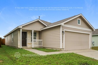 10627 Varmus Dr in Converse, TX - Foto de edificio - Building Photo