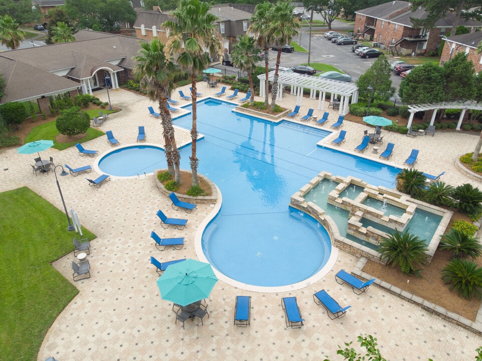 The Estates At Lafayette Square in Mobile, AL - Foto de edificio