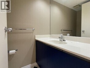 6560 Lynas Ln in Richmond, BC - Building Photo - Building Photo