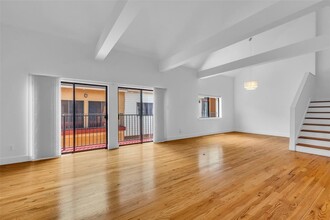 4509B Eigel St in Houston, TX - Building Photo - Building Photo