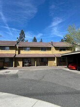 108 SE Cleveland Ave in Bend, OR - Building Photo - Building Photo