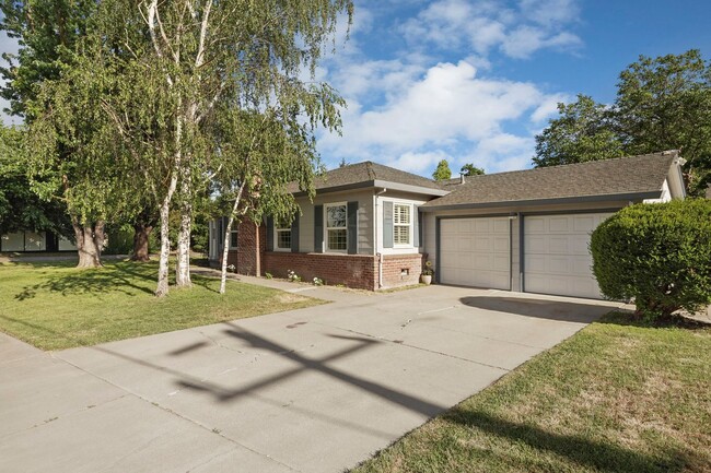 1308 Rivara Rd in Stockton, CA - Building Photo - Building Photo