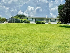 1300 Lake Ariana Blvd in Auburndale, FL - Building Photo - Building Photo