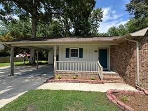 110 Dogwood Dr in Washington, NC - Building Photo - Building Photo