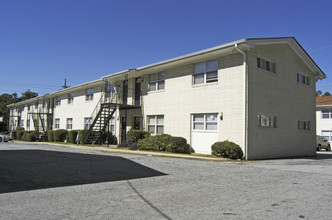 Riverdale Villas in Riverdale, GA - Building Photo - Building Photo