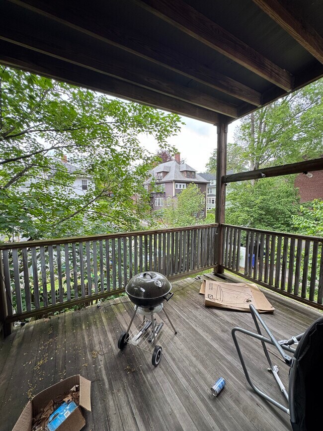 104 Strathmore Rd, Unit 2 in Boston, MA - Building Photo - Building Photo