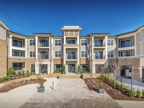 The Cardinal Apartments in Columbia, SC - Building Photo - Building Photo