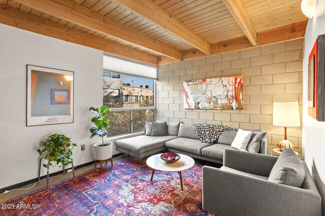 537 E Willetta St in Phoenix, AZ - Building Photo - Building Photo