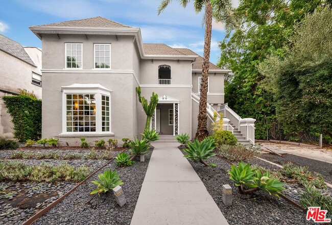 property at 434 N Genesee Ave