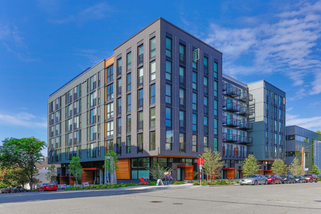 Zella Apartments in Seattle, WA - Foto de edificio